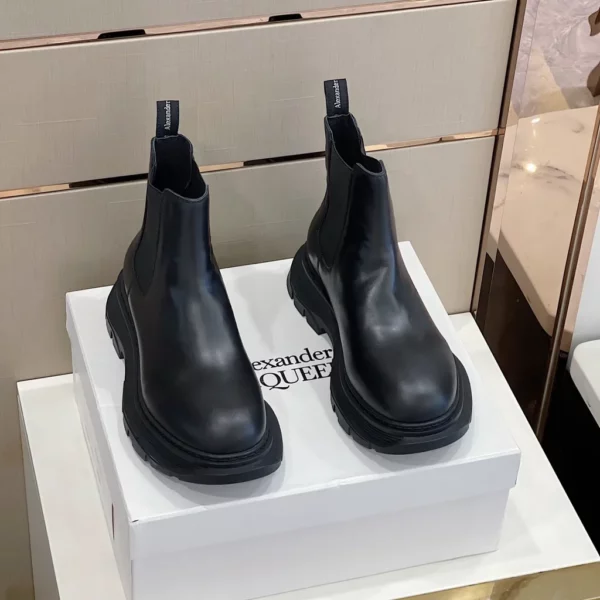 Alexander MCQueen shoes - Reps shoes