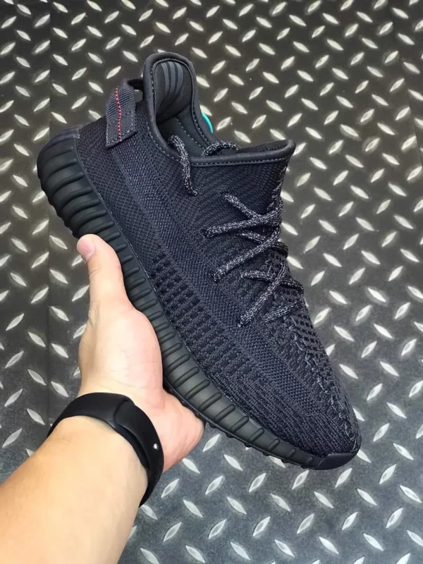 Yeezy shoes - Replica shoes