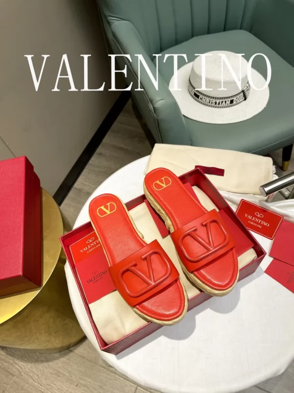 Valentino shoes - Replica shoes