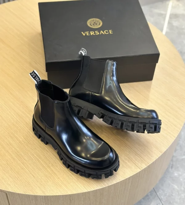 Versace shoes - rep shoes