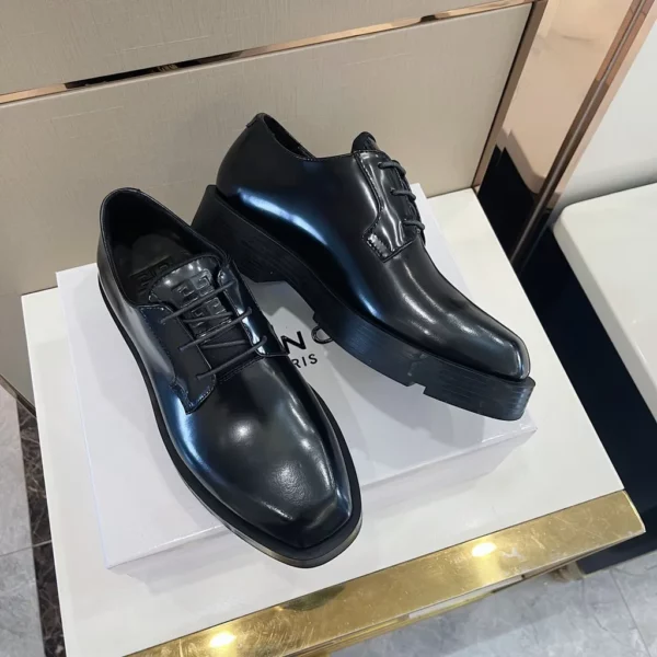 Givenchy shoes - Reps shoes