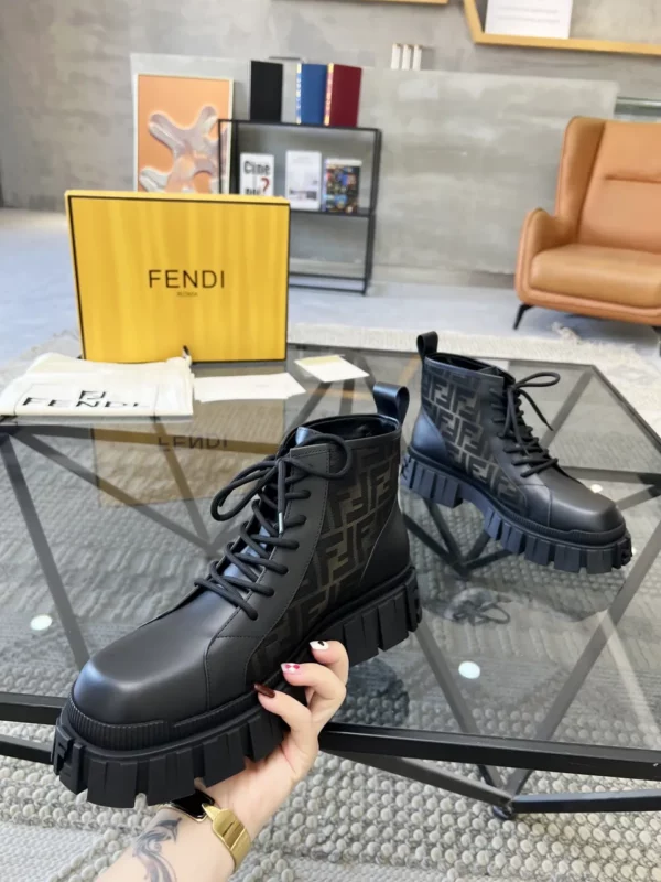 Fendi shoes - Replica shoes