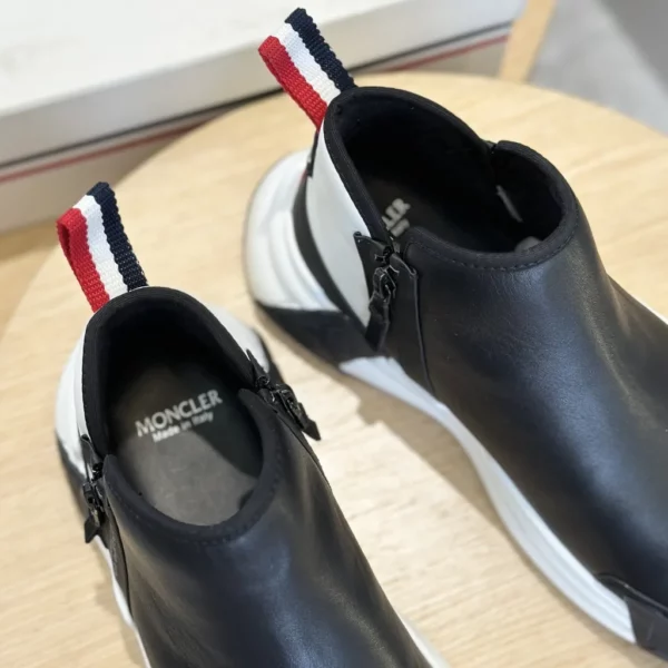 Moncler shoes - rep shoes