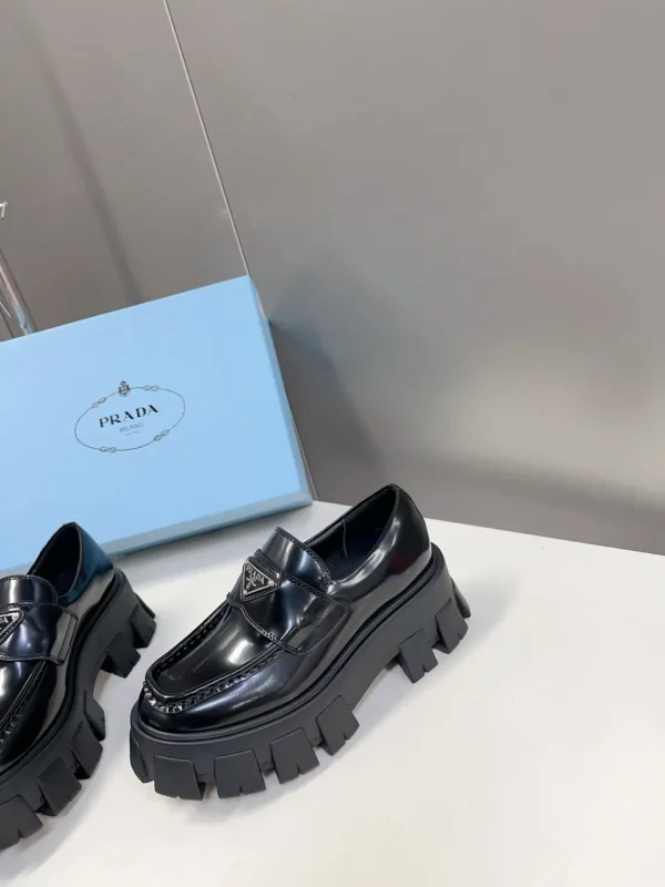 Prada shoes - Replica shoes