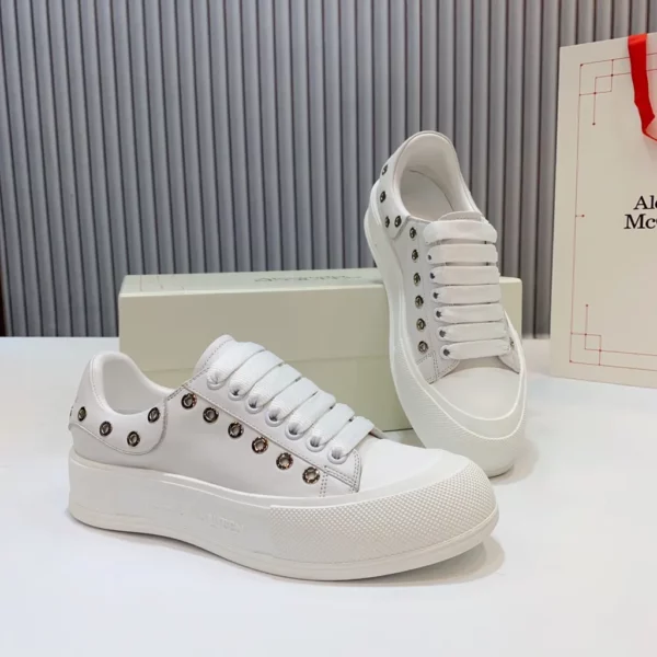 Alexander MCQueen shoes - Replica shoes