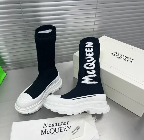 Alexander MCQueen shoes - rep shoes