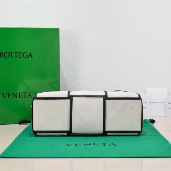 Bottega Veneta bag - replica bags