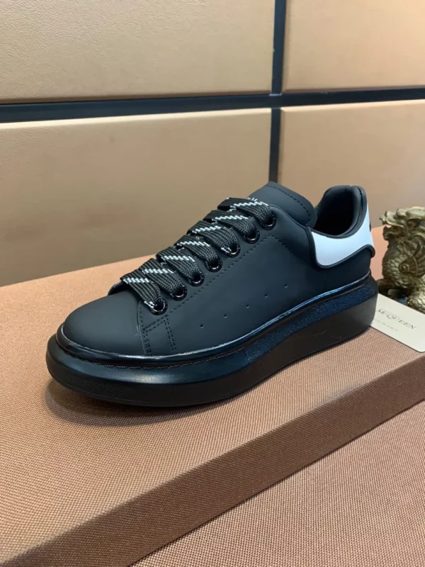 Alexander MCQueen shoes - Reps shoes