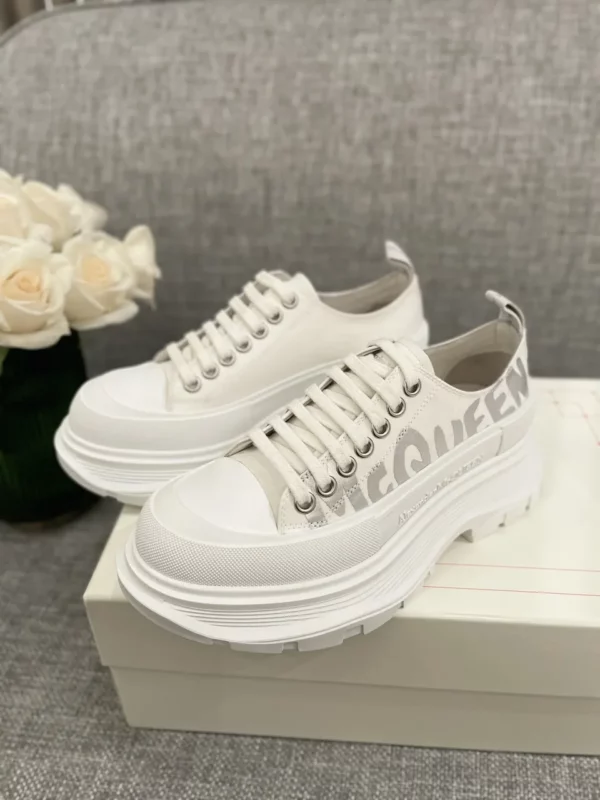 Alexander MCQueen shoes - Reps shoes