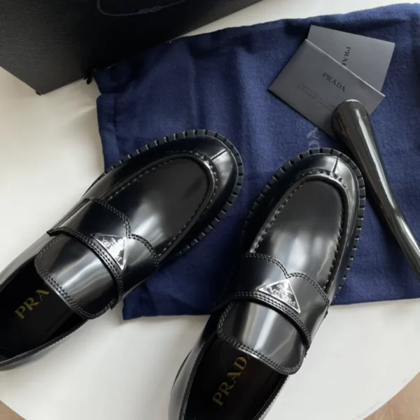 Prada shoes - Replica shoes