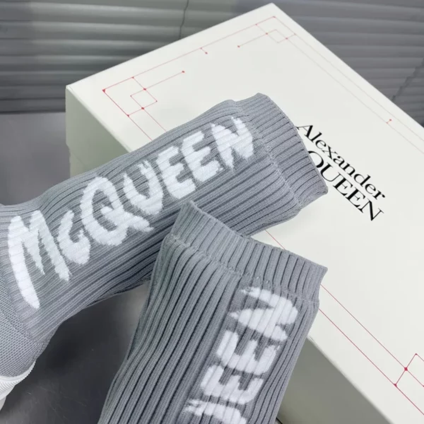 Alexander MCQueen shoes - Replica shoes