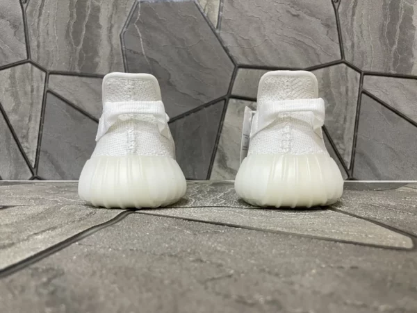 Yeezy shoes - rep shoes