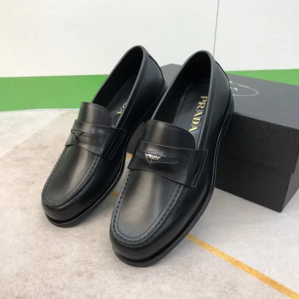 Prada shoes - Replica shoes