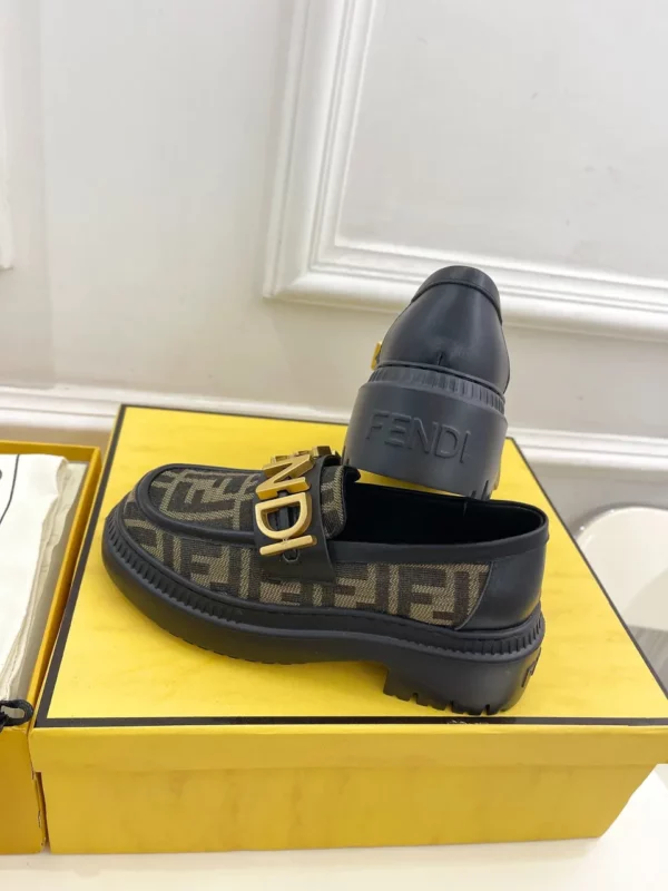 Fendi shoes - Replica shoes