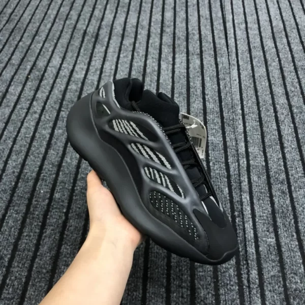 Yeezy shoes - Replica shoes