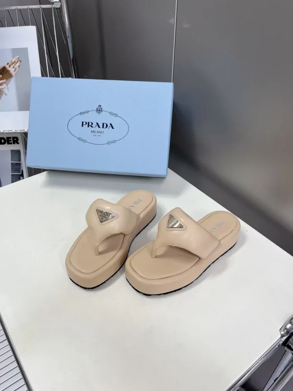 Prada shoes - Replica shoes