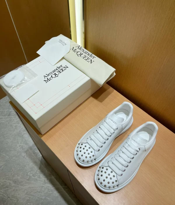 Alexander MCQueen shoes - Reps shoes