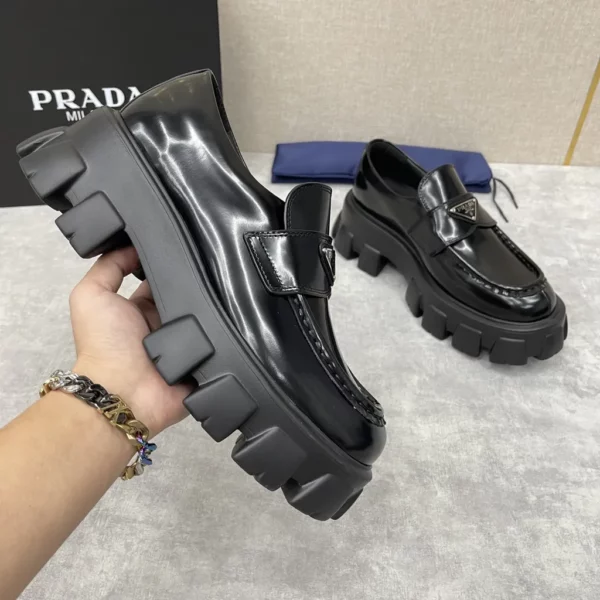 Prada shoes - Replica shoes