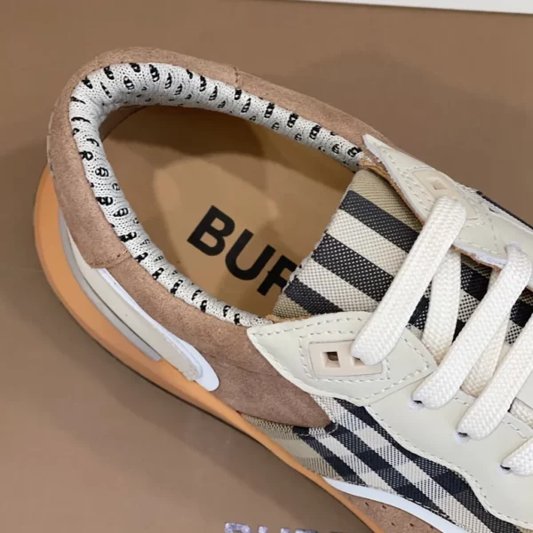 Burberry shoes - rep shoes