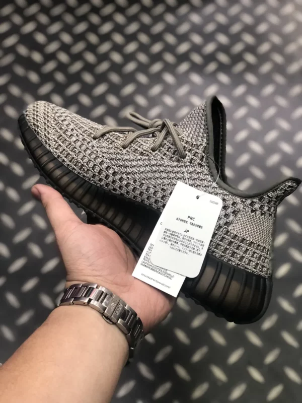 Yeezy shoes - Replica shoes