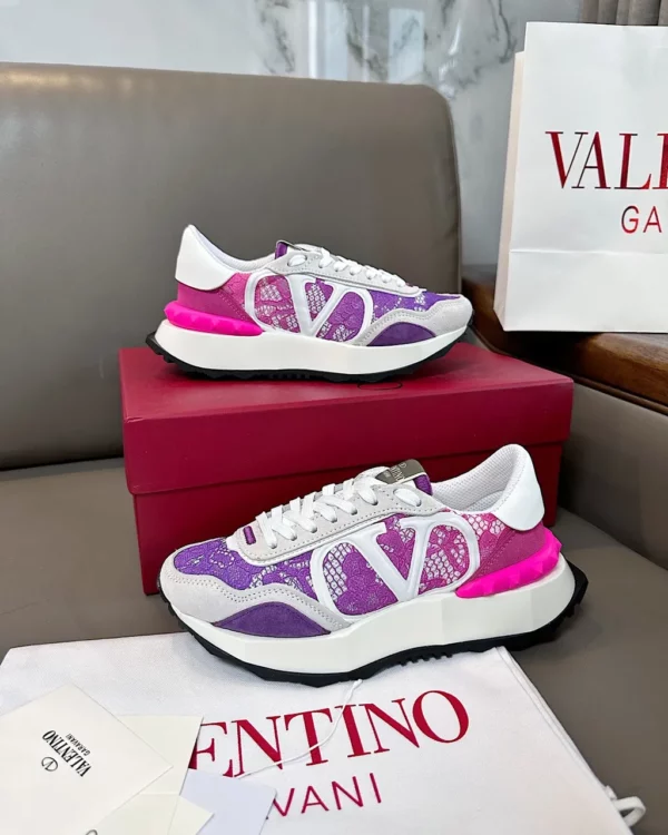 Valentino shoes - Replica shoes