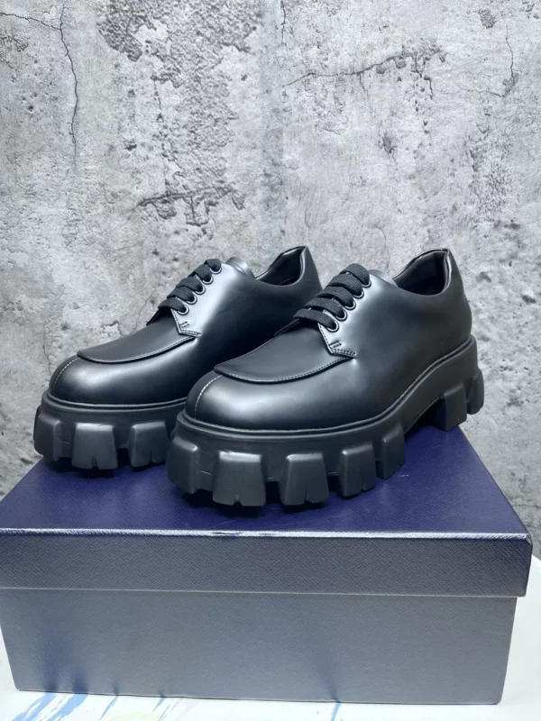 Prada shoes - Replica shoes