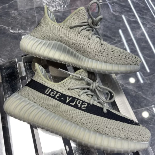 Yeezy shoes - Reps shoes