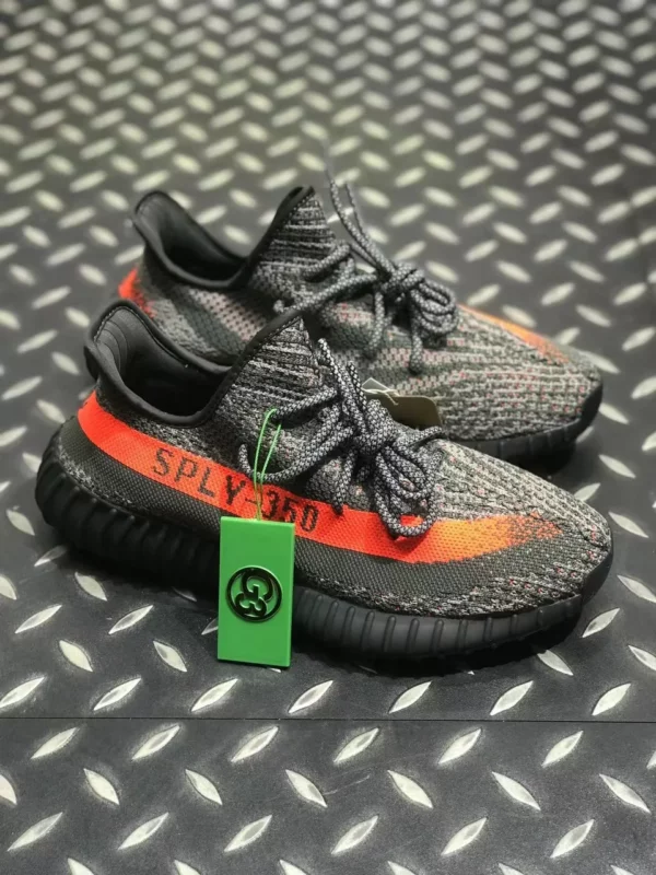 Yeezy shoes - rep shoes