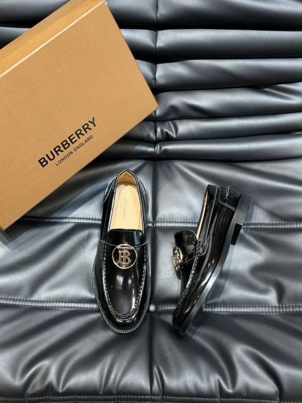 Burberry shoes - rep shoes