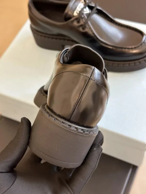 Prada shoes - Replica shoes