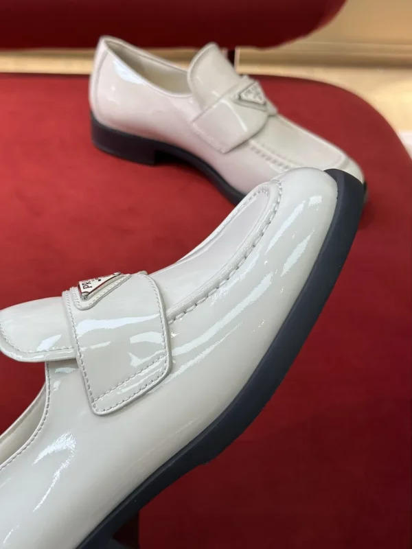 Prada shoes - Replica shoes