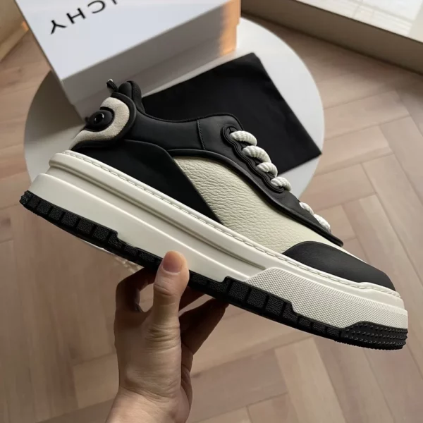 Givenchy shoes - Reps shoes