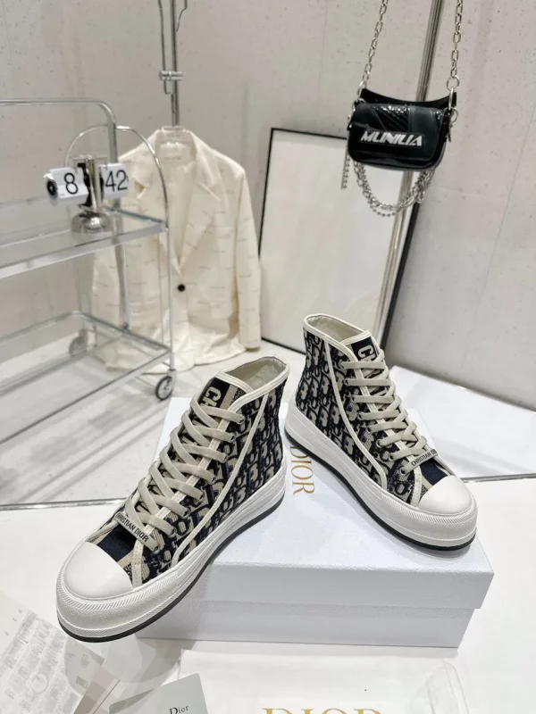 Dior shoes - rep shoes