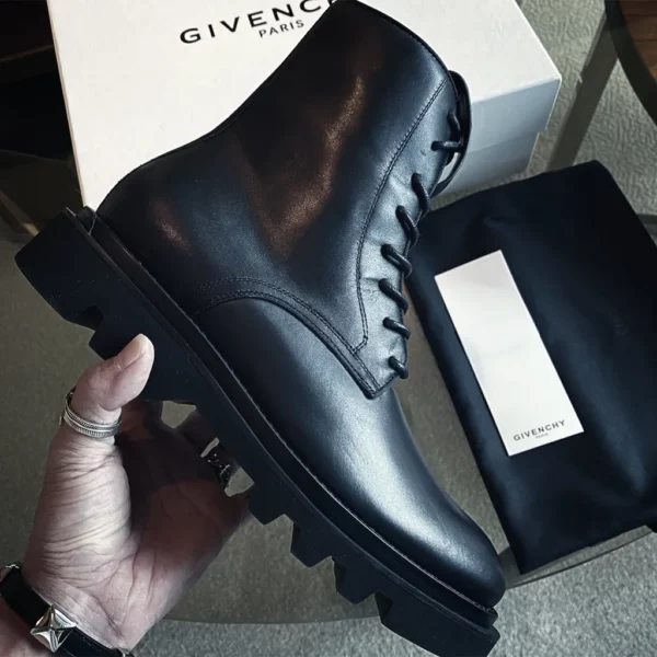 Givenchy shoes - rep shoes