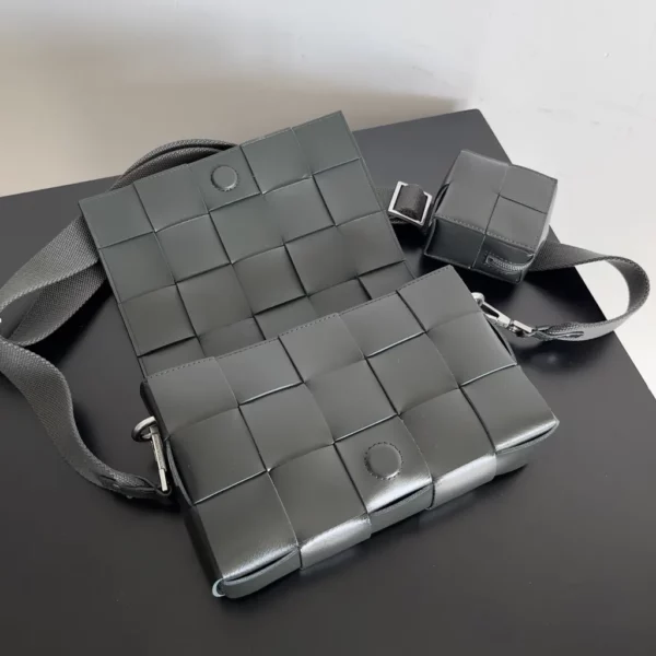 Bottega Veneta bag - replica bags