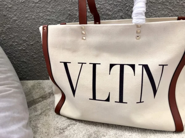 Valentino bag - rep bags