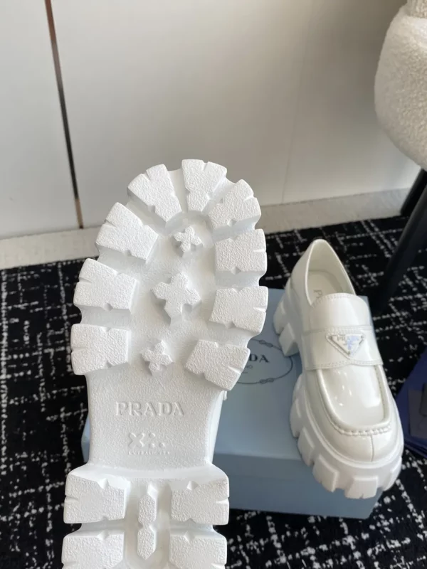 Prada shoes - Replica shoes