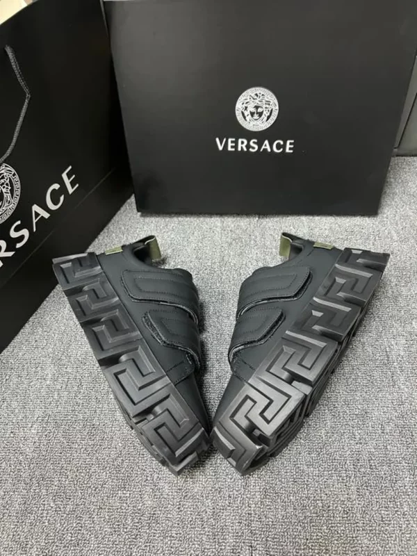 Versace shoes - Replica shoes