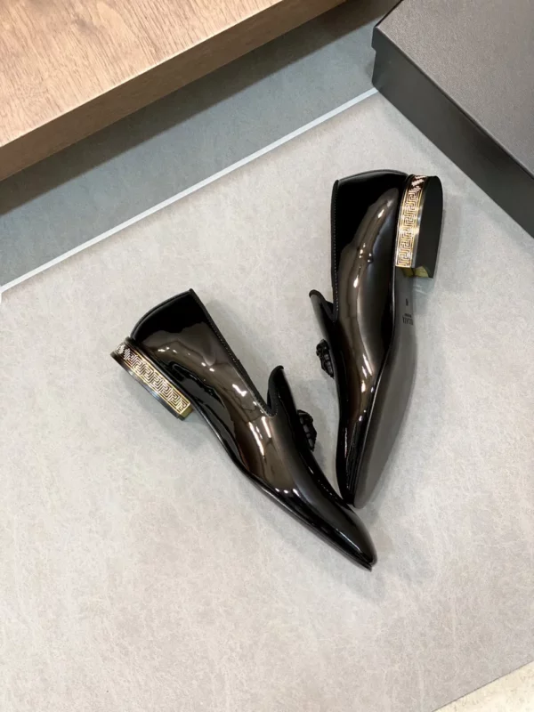 Versace shoes - Replica shoes