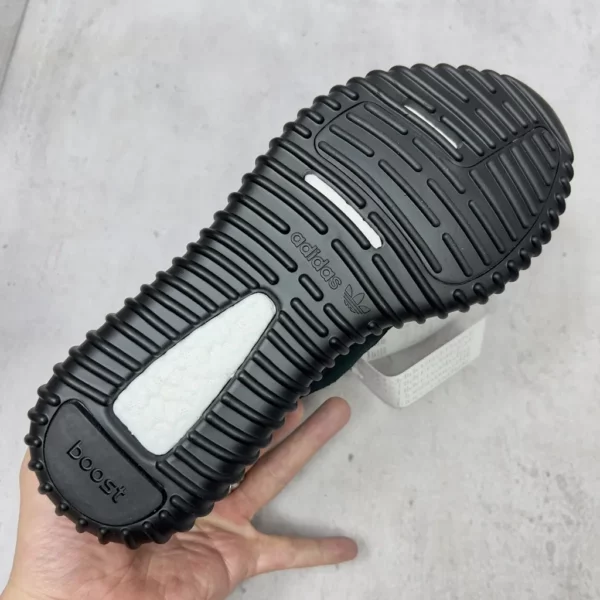 Yeezy shoes - Reps shoes