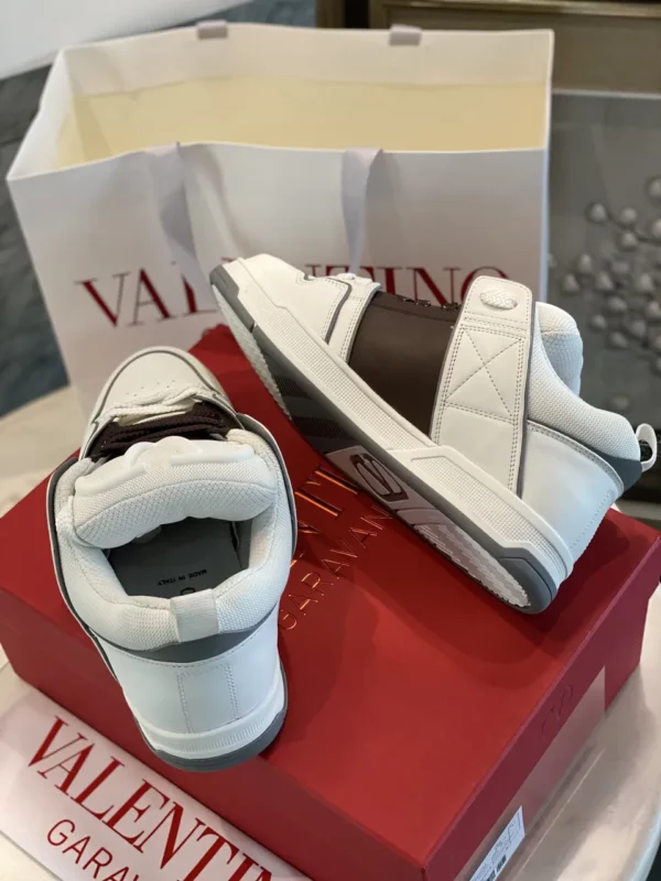 Valentino shoes - Replica shoes