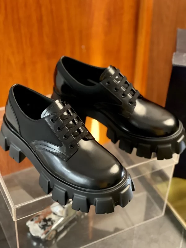 Prada shoes - Replica shoes