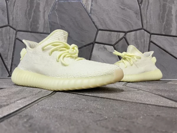 Yeezy shoes - Reps shoes