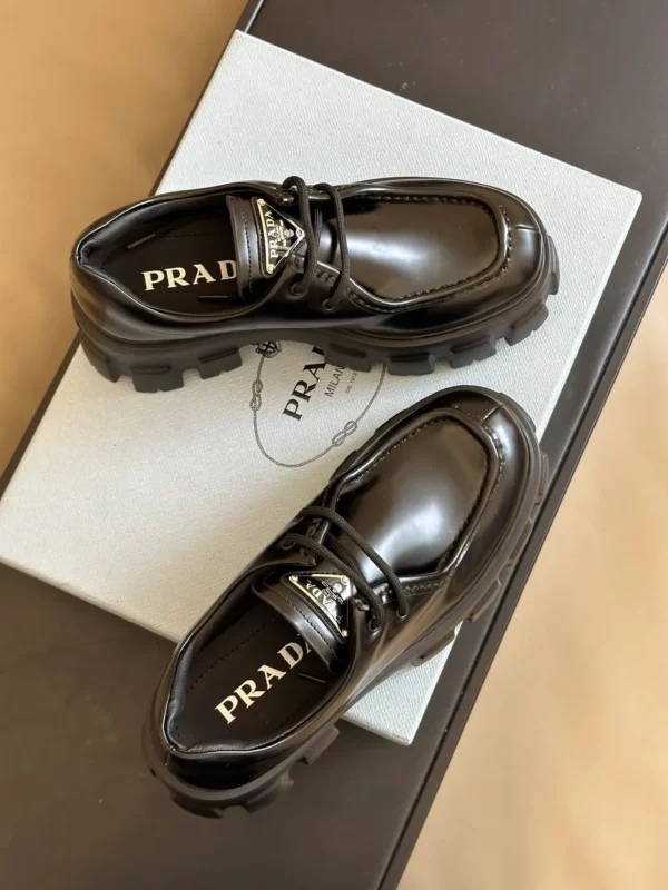 Prada shoes - Replica shoes