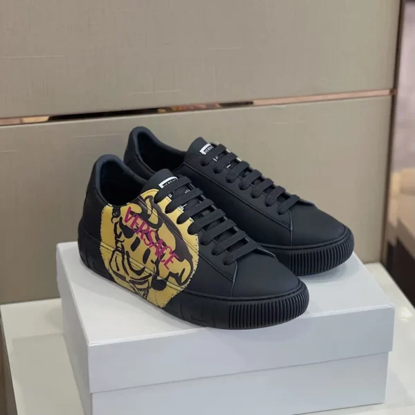 Versace shoes - rep shoes