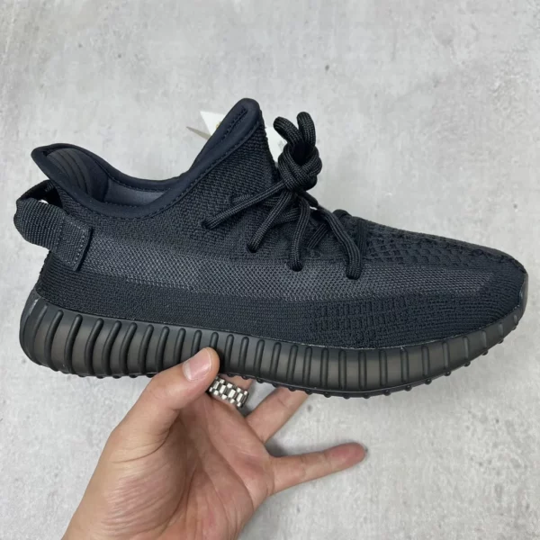 Yeezy shoes - Reps shoes