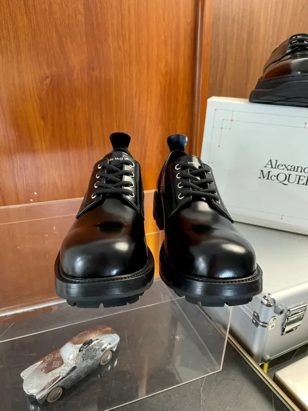 Alexander MCQueen shoes - rep shoes