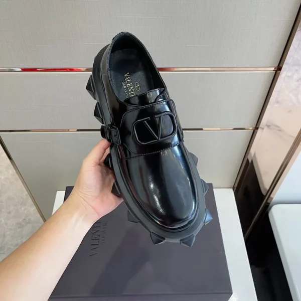 Valentino shoes - rep shoes