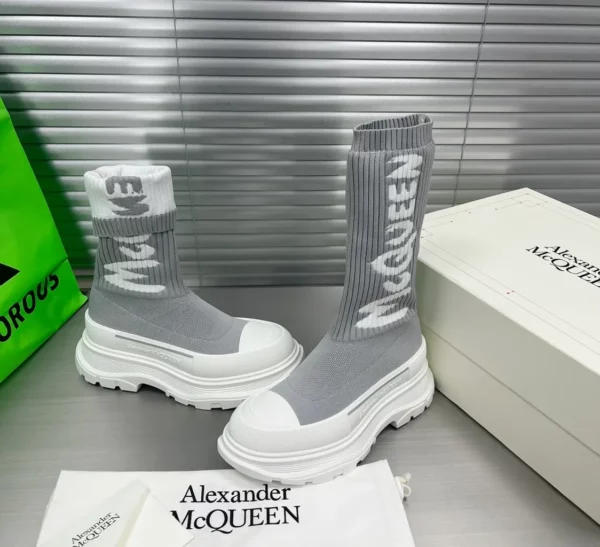 Alexander MCQueen shoes - Replica shoes