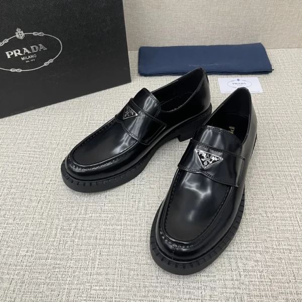 Prada shoes - Replica shoes